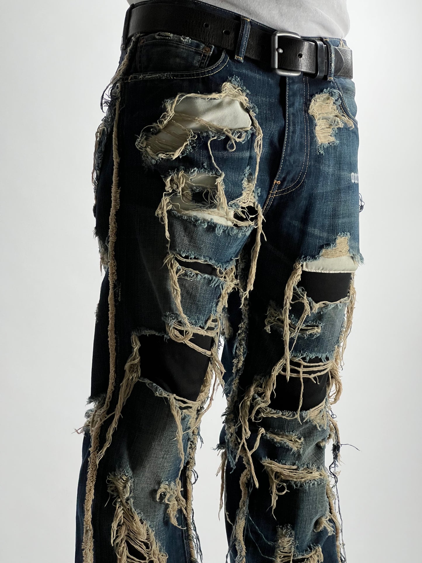 TRASHED DENIM