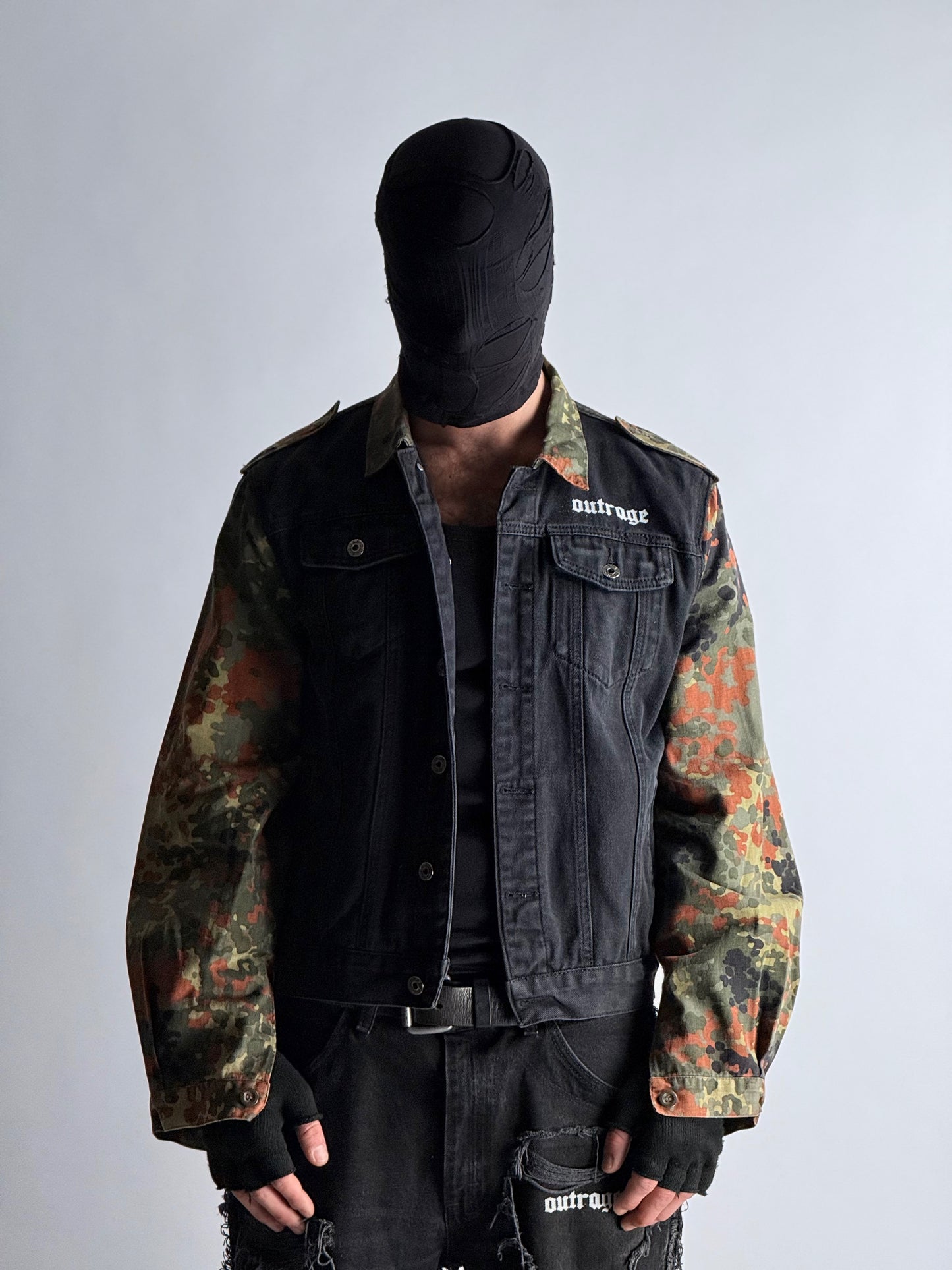 HYBRID TRUCKER