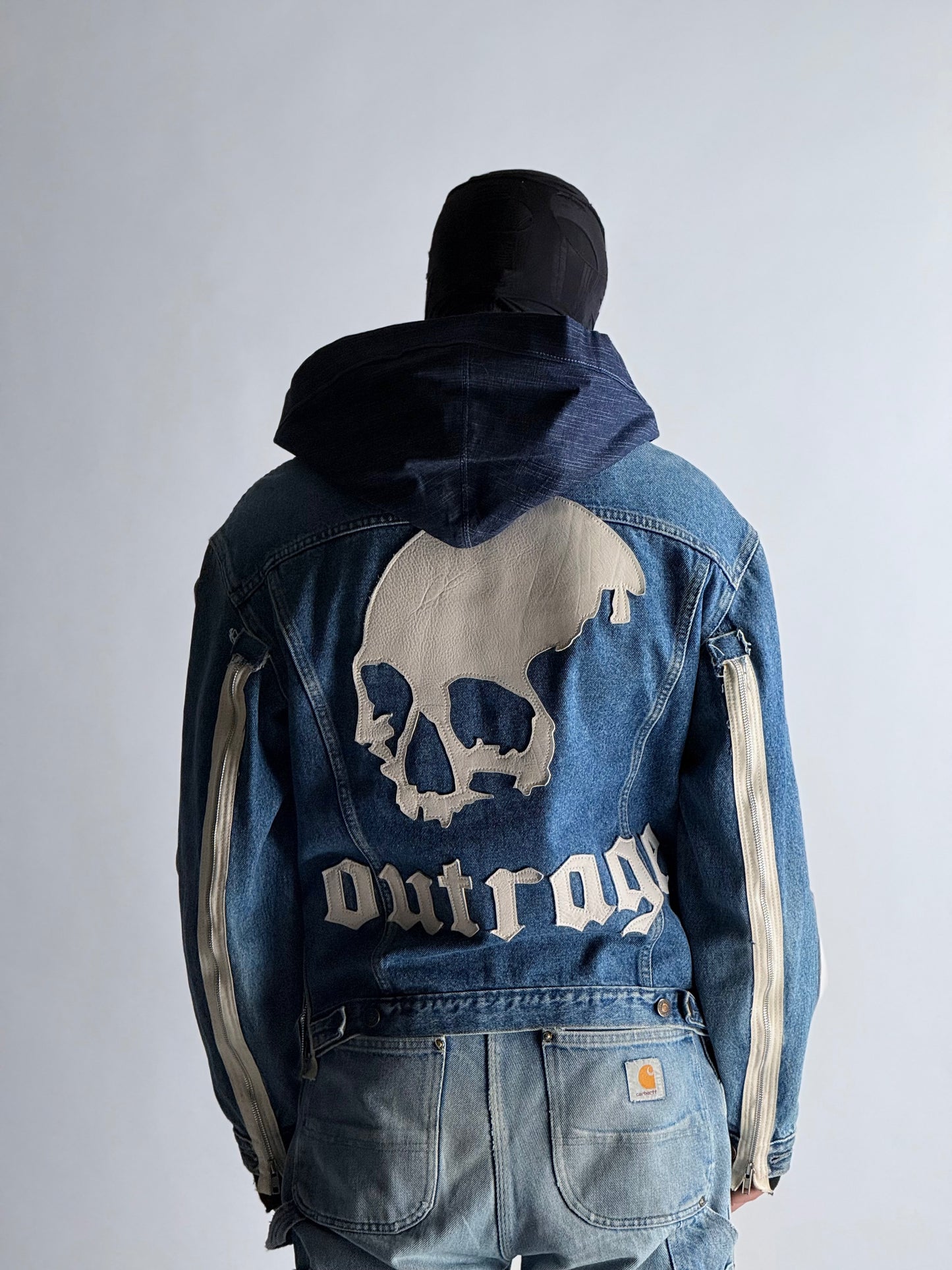 SKELETON TRUCKER