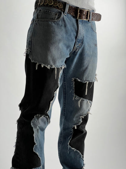 CRACKED DENIM