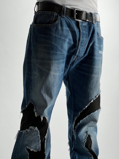 CRACKED DENIM