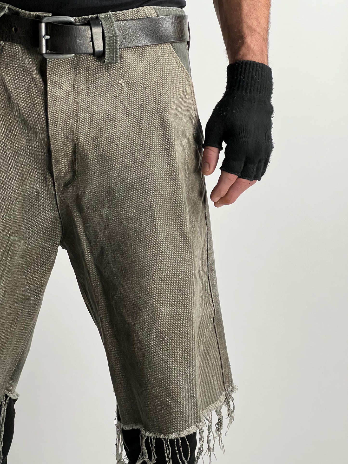 ARMY SHORT